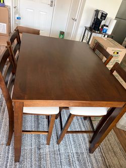 Kitchen Table with chairs