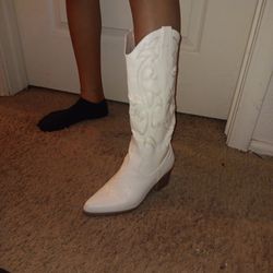 White Cowgirl Boots