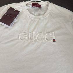 GUCCI mens white tshirt like new with original tags sz L