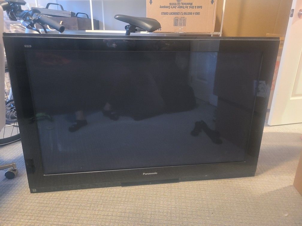 Plasma 65 In Panasonic TV