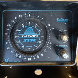 Lowrance 2330 Flasher Fishing