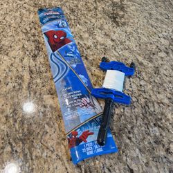 Spider-Man Nylon Diamond Kite 23” + Extra Reel – Ready to Fly!