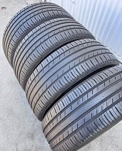205 55 16 Michelin I sell this Seth of tires with 80% life the 4