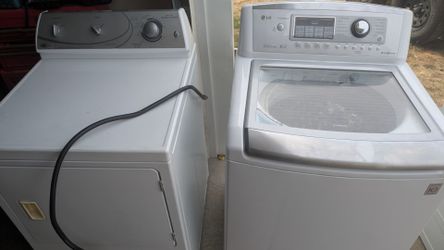 LG washer and Maytag dryer set 300$