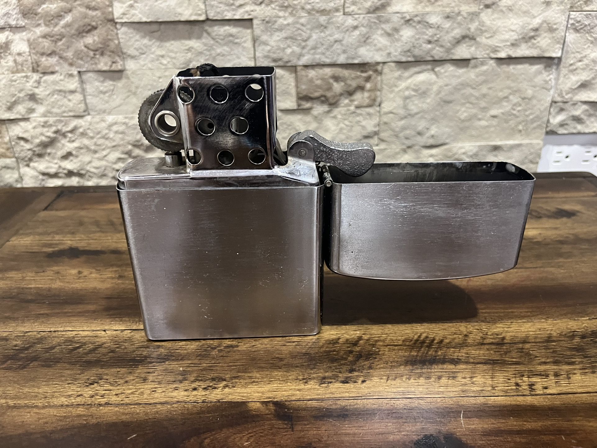 Giant Zippo Type Lighter