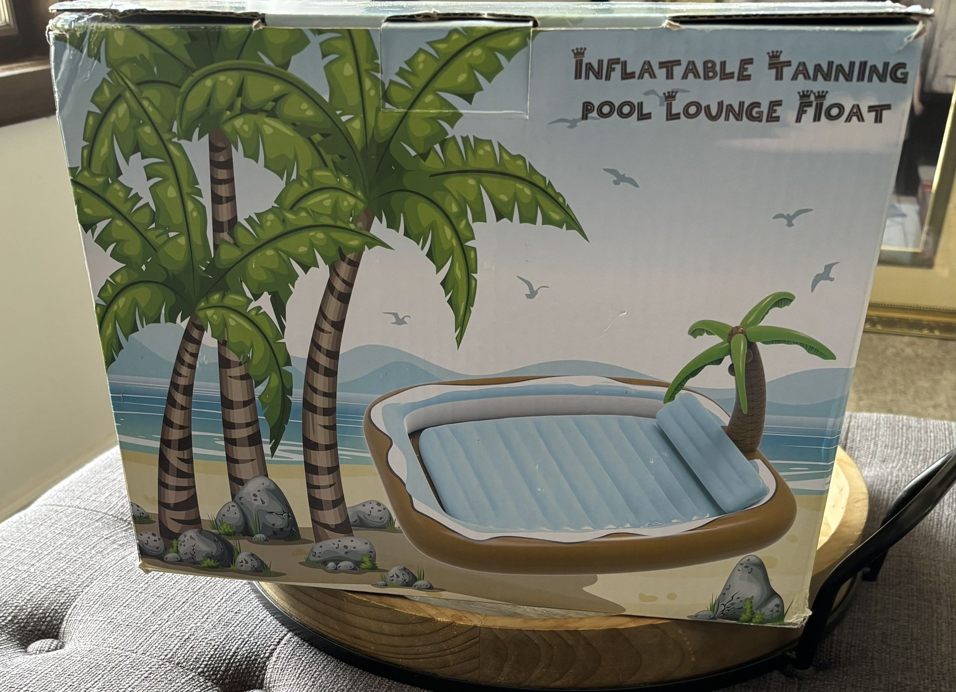 TRRISAUN INFLATABLE TANNING LOUNGE FLOAT
