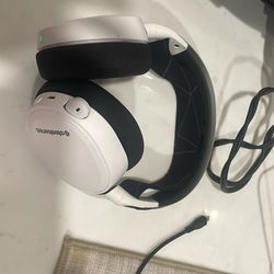Steel Series Arctic 7 white