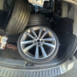 Rim + Tire, Cinturato P7 All Season