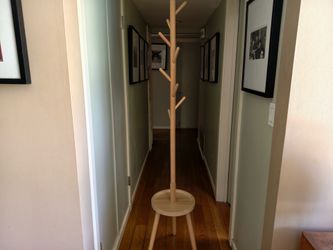Solid Wood Coat Rack with 8 Hooks and Shelf