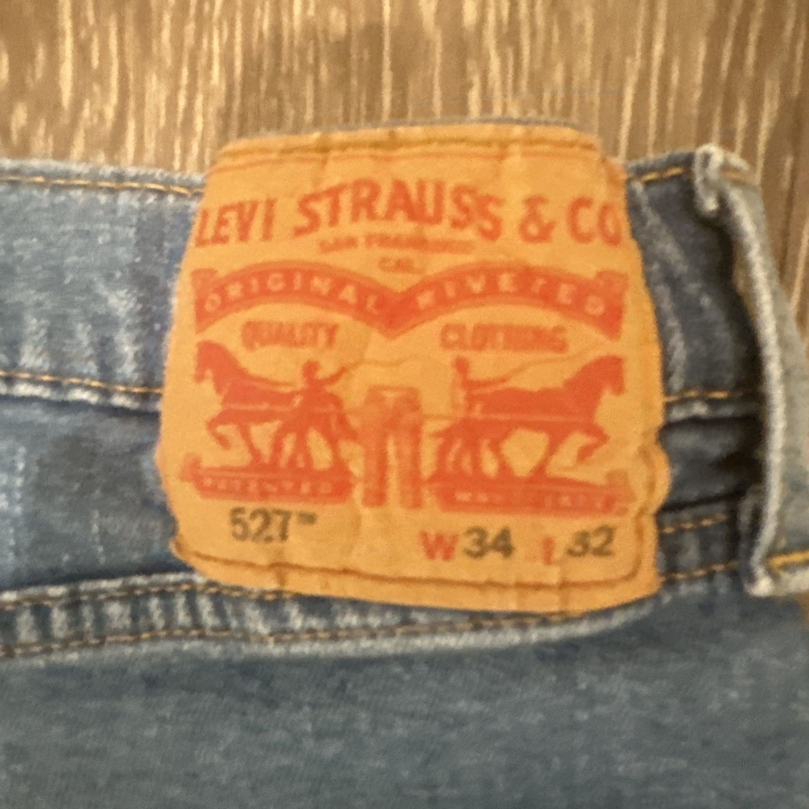 Levis 527 Jeans Men 34x32 Boot Cut Slim Denim Medium Wash Fade Cowboy/ Work Wear