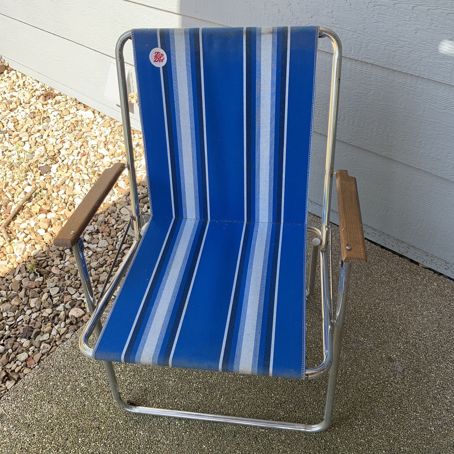 Vintage Zip Dee Fold-Away Chairs AirStream