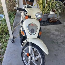 Great scooter no license required