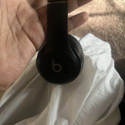 Beats Solo 4s