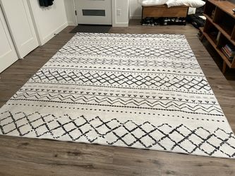 8x10 Washable Rug - Moroccan style