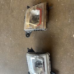 Chevy Fog Light 20-23 