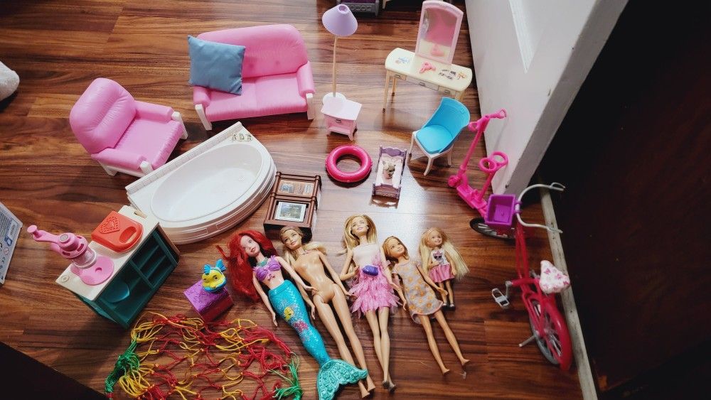 Barbie Bundle Dolls, Furniture, Accessories