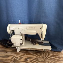 Vintage Singer Sewing Machine 