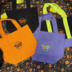 Trader Joe’s Halloween 🎃 Tote Bags 