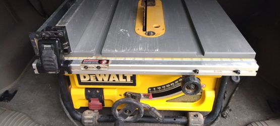 10 inch DeWalt table saw