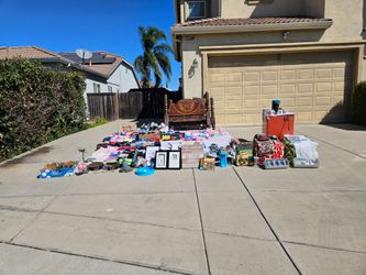 EVERYTHING IS FREE!!!!