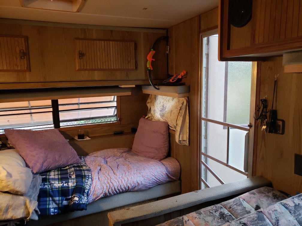 1989 Terry Resort Camper 26 Feet for Sale in Granite Falls, WA OfferUp