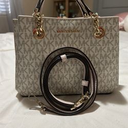 Pink Michael Kors Purse $70 