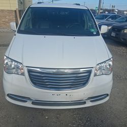 2013 Chrysler Town & Country