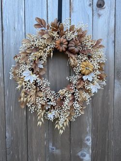 Fall Harvest Decorative Wreath with Pumpkins