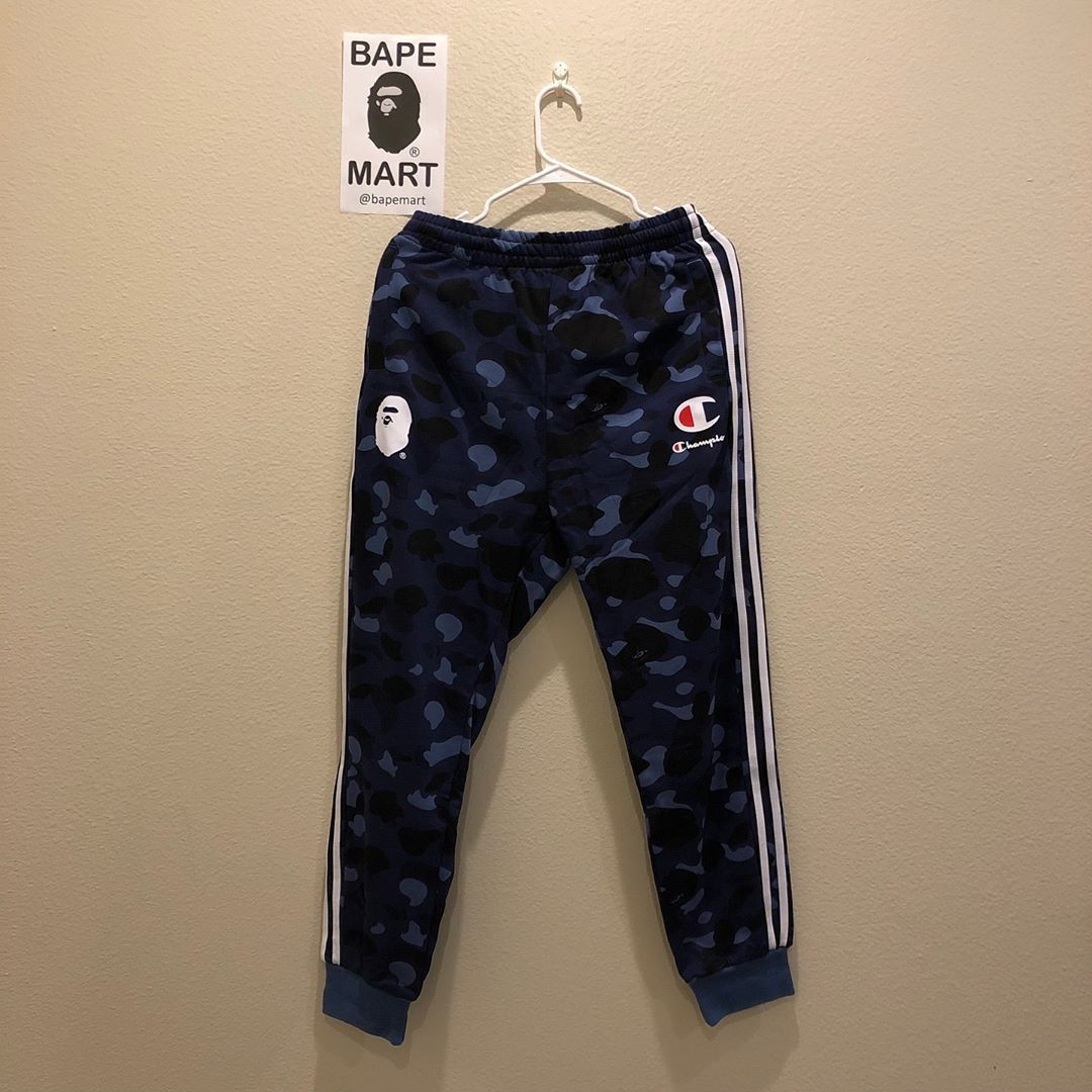 Bape champion sweatpants camo blue (fits like medium/large)