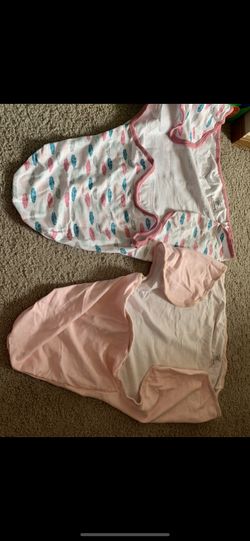Baby swaddle (Size: 3-6months) : Mildly Used