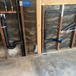 Heavy Duty 24-Inch  Wrench•Plumber-plomero 949*880>43<7”9