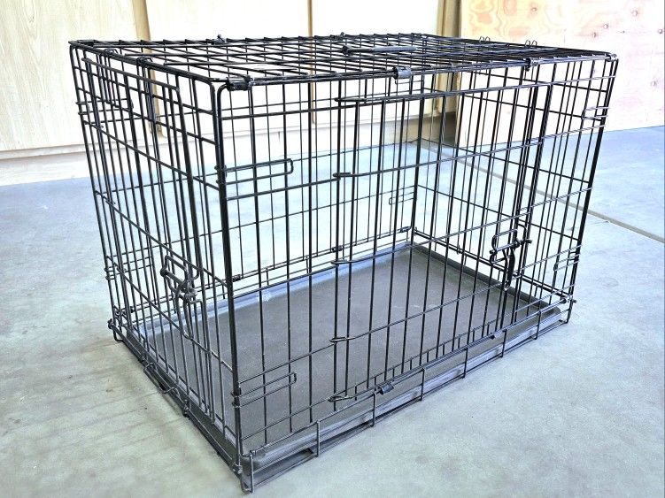 Dog Crate, Medium Size 20x30