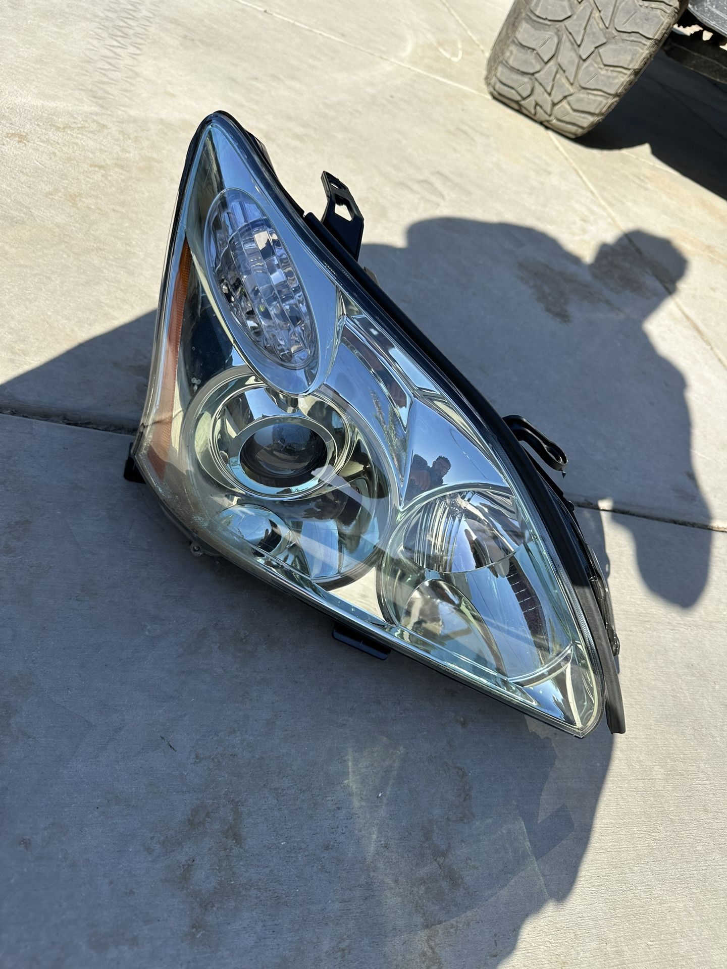 04-09 Lexus RX Passenger Headlight Hid