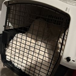 Pet Kennel Small/Medium 29”  NEW