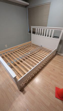 Queen Size IKEA Bedframe