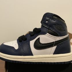 Jordan 1 Retro High OG (TD) – Size 7C – Midnight Navy / Black / White / Sail Brand New
