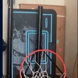 Basketball Hoop 