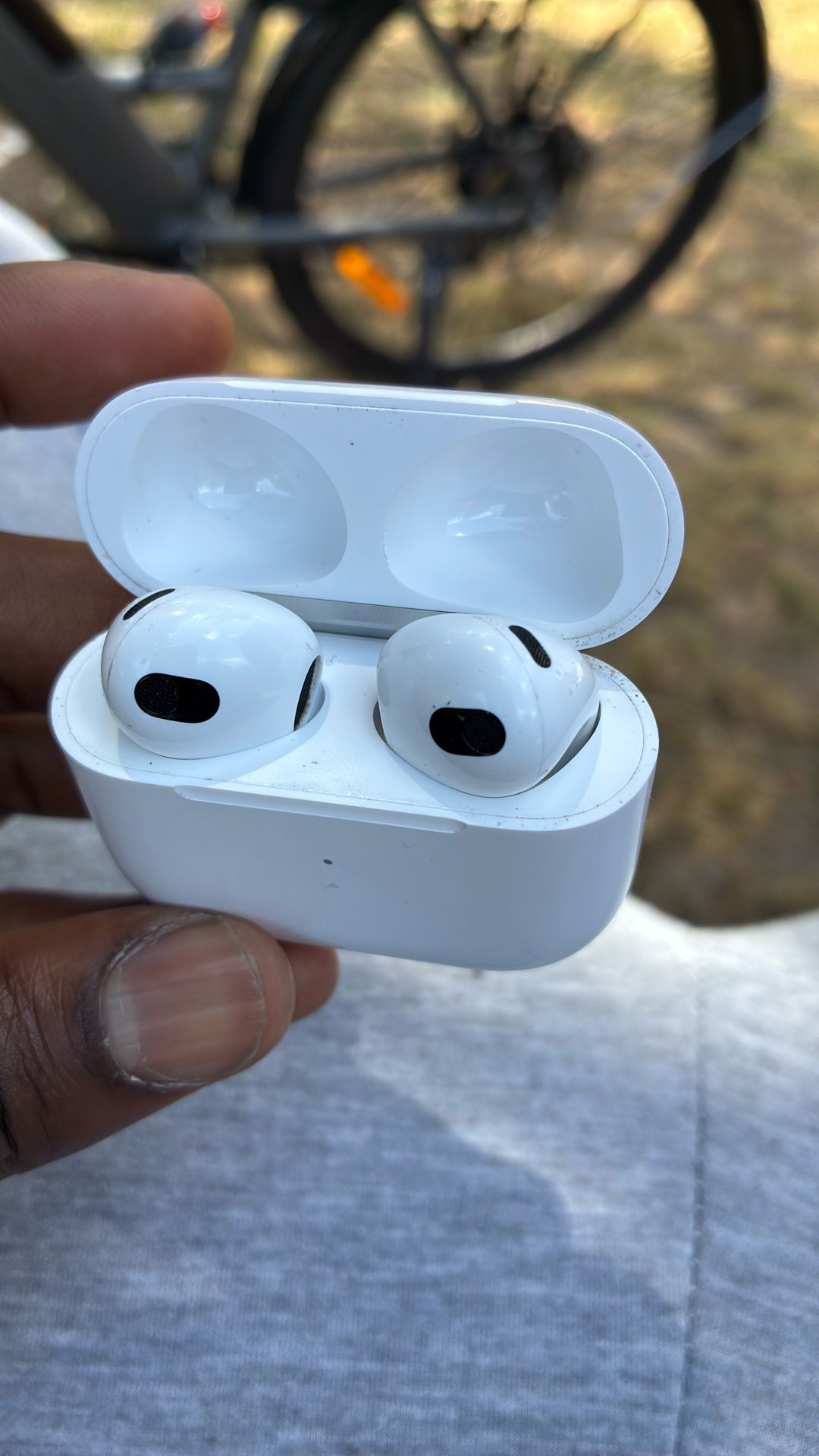 Air Pods Gen 4