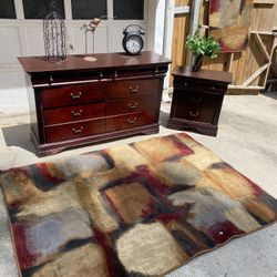 Dresser  Mirror  End Table Set