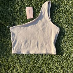 Better be one shoulder top