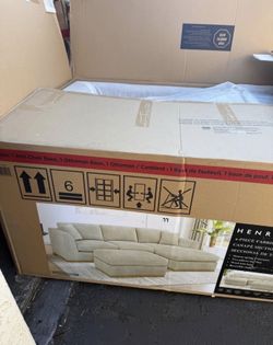 Henredon Caley Sectional - BRAND NEW