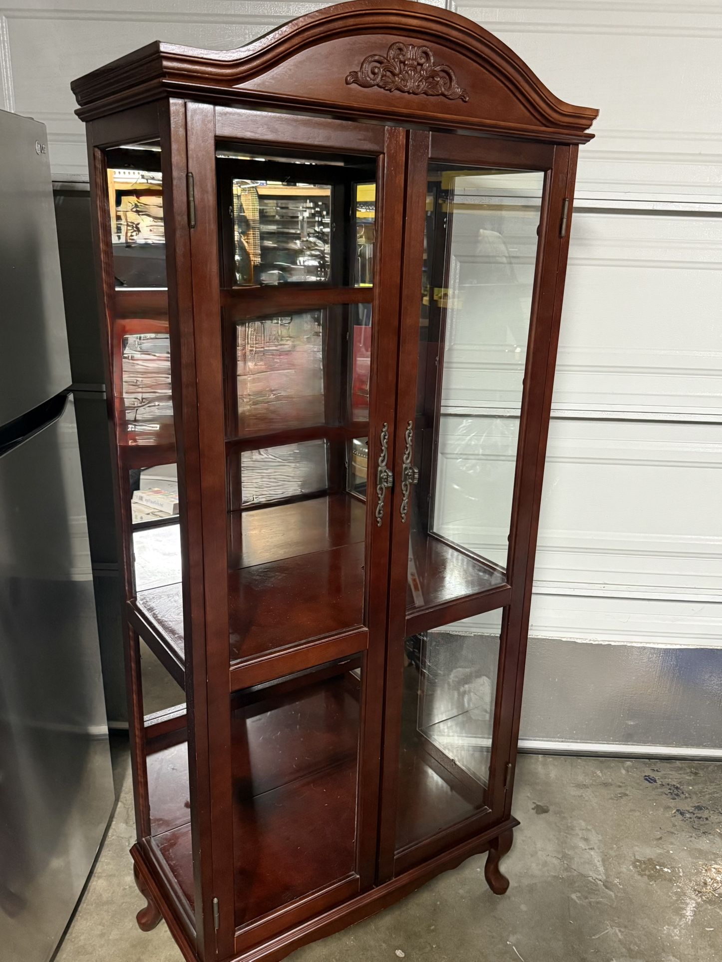 Vintage porcelain Display