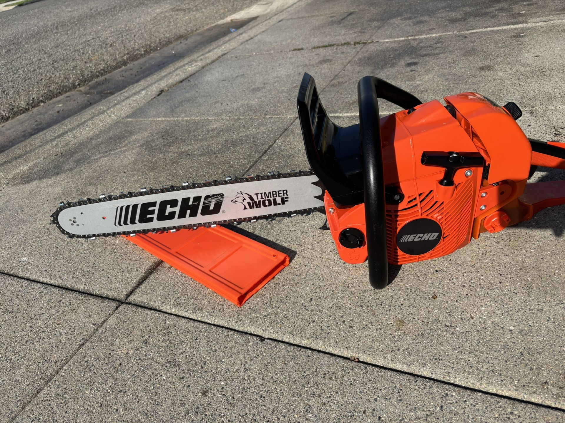 Echo Chain Saw 590 Gas 2 Stroke