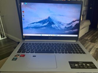 Acer Aspire 5 Laptop 15.6” Ryzen 3 3350U 128GB SSD – Charger Included
