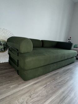 Teddy couch(sofa bed)