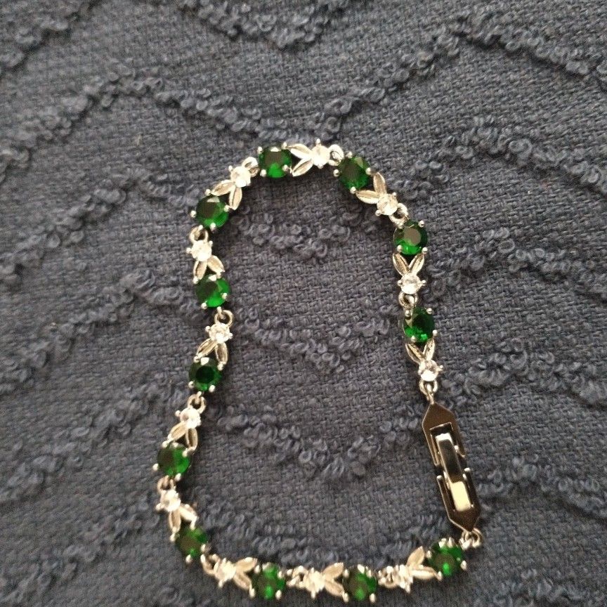 Green Stone Bracelet 