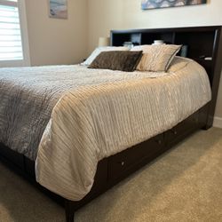  Queen Bedroom Set – Storage Bed, Dresser + Mirror, Nightstand