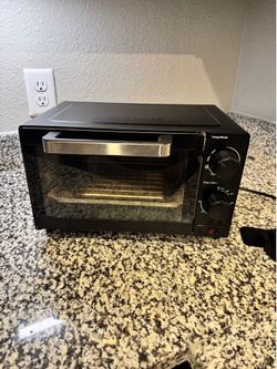 Small electric oven