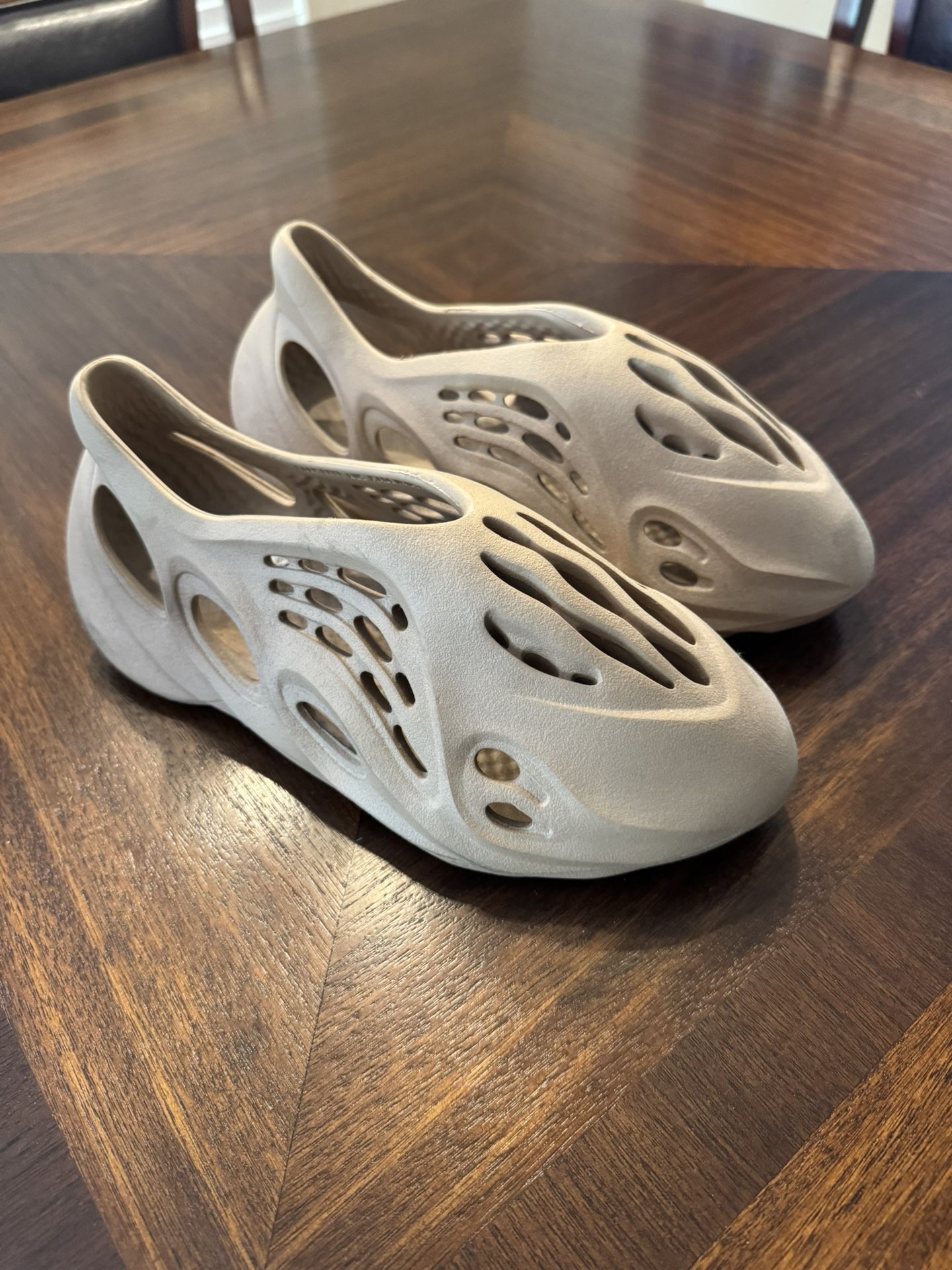 Adidas YEZZY Foam RNNR for Sale in Scottsdale, AZ OfferUp