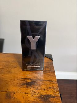 Yves Saint Laurent Y Eau de Parfum Spray 3.3 fl oz Regular Size